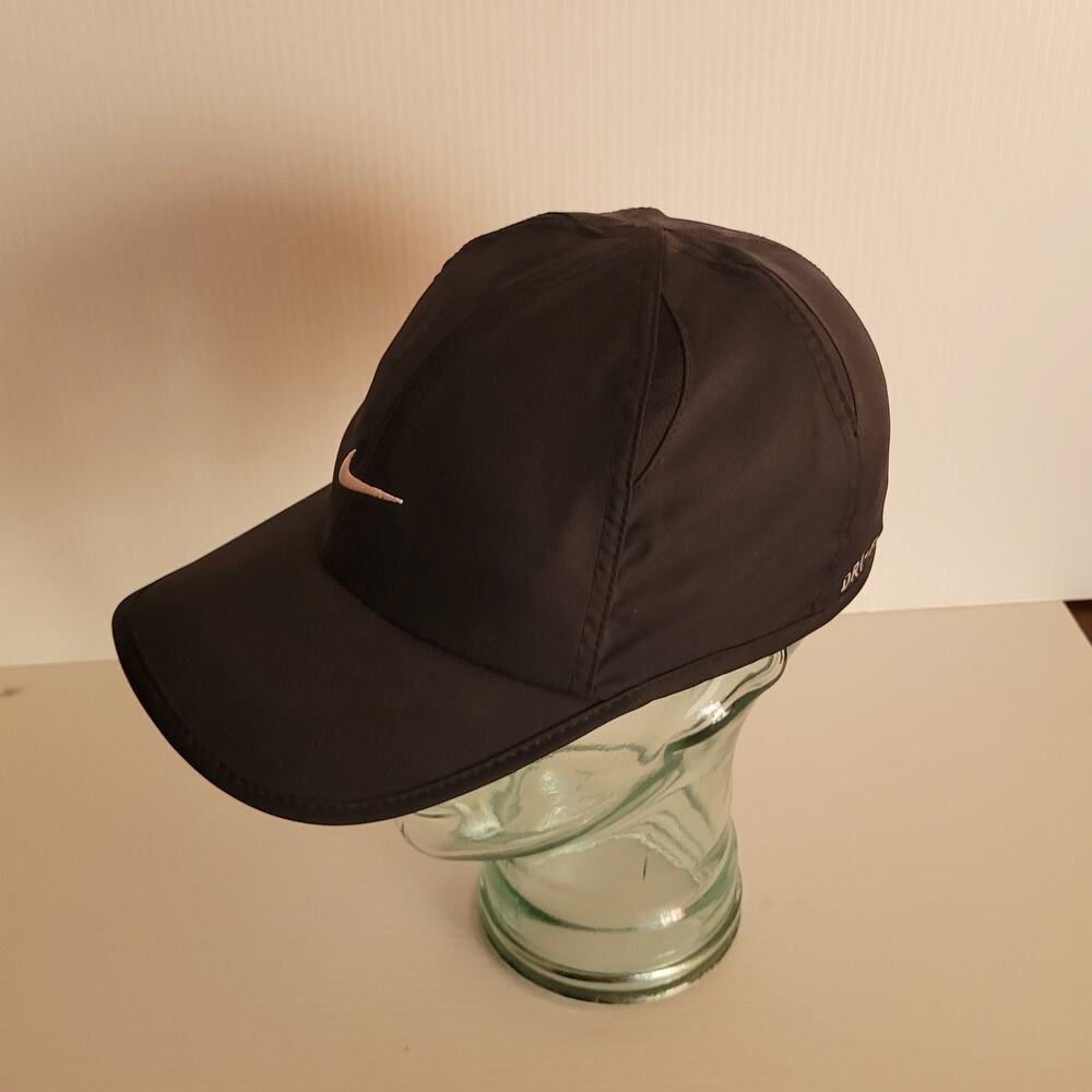 Nike Dri-FIT Club Featherlight Cap Hat Black One size fits all